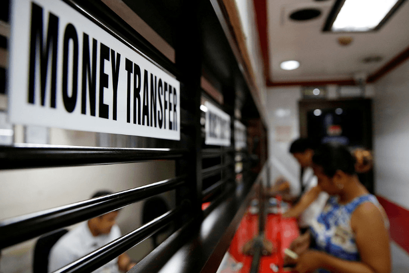 แรงงานฟิลิปปินส์ส่งเงินกลับทำสถิติสูงสุดเป็นประวัติการณ์ที่ 3.45 หมึ่นล้านเหรียญสหรัฐฯ