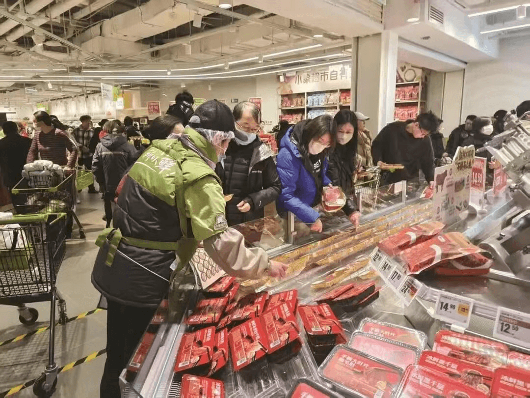 แพลตฟอร์มอีคอมเมิร์ซยักษ์ใหญ่ของจีนปรับกลยุทธ์เร่งเปิดร้านค้าออฟไลน์