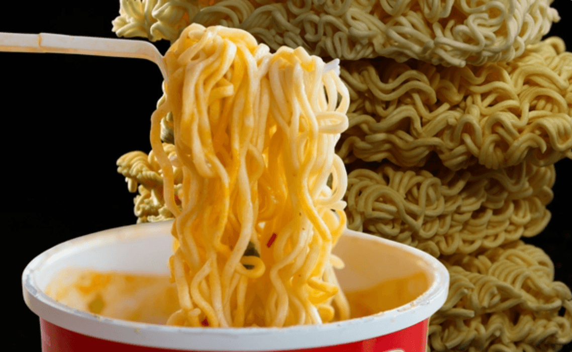 “อุตสาหกรรมบะหมี่กึ่งสำเร็จรูปในจีน” การพลิกโฉมเมนูสิ้นเดือนสู่อาหารเทรนด์ใหม่