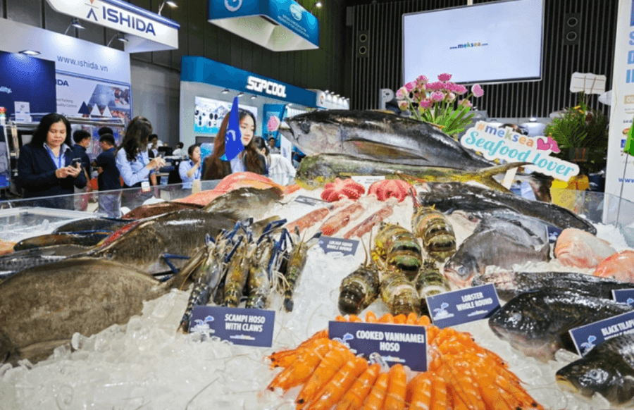 เวียดนามเตือนส่งออกอาหารทะเลปีหน้าอาจชะลอตัว จากผลกระทบต่อเนื่องของภาษีและกฎหมายคุ้มครองสัตว์เลี้ยงลูกด้วยนมในทะเล