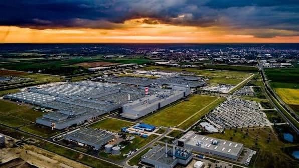 Mercedes-Benz ลงทุนเพิ่ม 1 พันล้านยูโรในฮังการี สะท้อนศักยภาพเศรษฐกิจและโอกาสของธุรกิจไทย