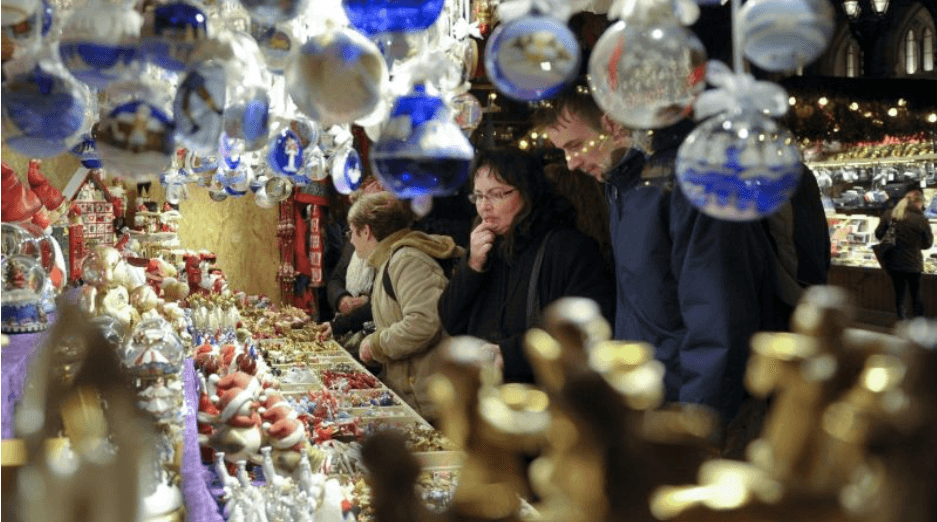 ตลาดคริสต์มาสเวียนนาคึกคัก - พาส่องพฤติกรรมผู้บริโภค  พร้อมวิเคราะห์เศรษฐกิจออสเตรียไตรมาสสุดท้าย ส่งท้ายปี 2025