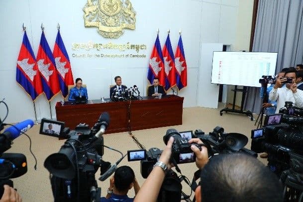 “สหรัฐฯ ลดภาษีนำเข้าสินค้ากัมพูชาจาก 36% เหลือ 19%” 