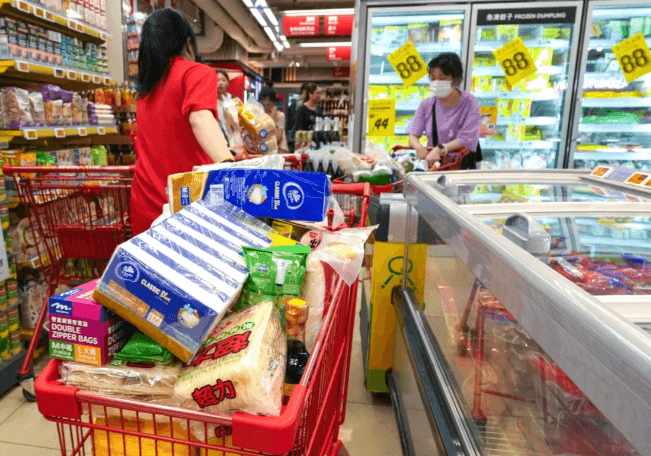 ตลาดค้าปลีกฮ่องกงใช้กลยุทธ์เชิงรุกเพื่อรักษาระดับราคาในสภาวะวิกฤตพลังงาน