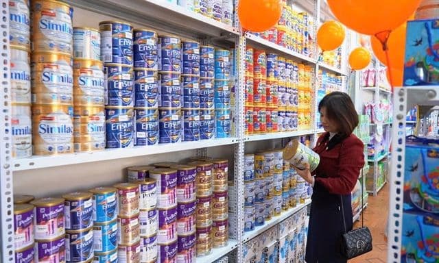 กระทรวงอุตสาหกรรมและการค้าเตรียมออกมาตรฐานการนำเข้านมผงที่เข้มงวด