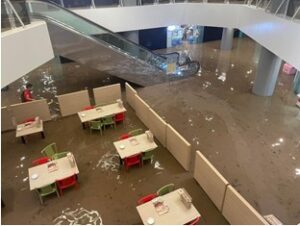 ฮ่องกงฝนตกหนักที่สุดในรอบ 140 ปี