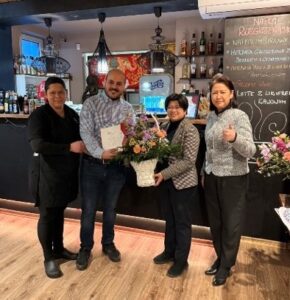 ผู้ประกอบการร้านอาหารไทยในโปแลนด์มุ่งมั่นให้บริการตามแบบไทย ภายใต้ตราสัญลักษณ์ “Thai Select”