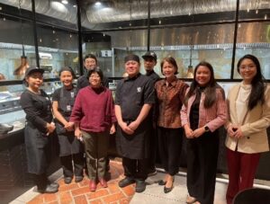 ผู้ประกอบการร้านอาหารไทยในโปแลนด์มุ่งมั่นให้บริการตามแบบไทย ภายใต้ตราสัญลักษณ์ “Thai Select”